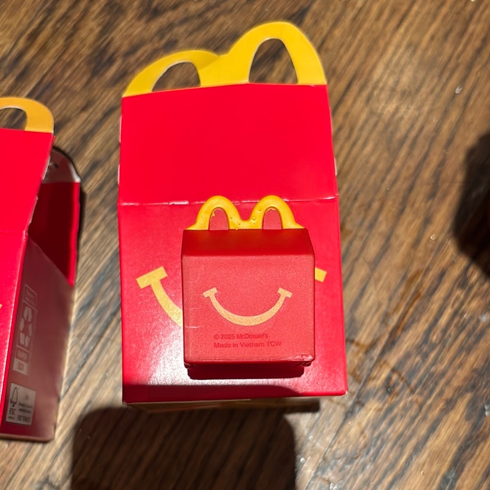 McDonald lil toy happy meal box